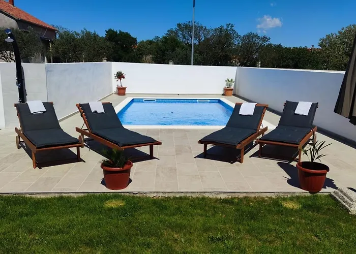 Slavija アパート Briševo